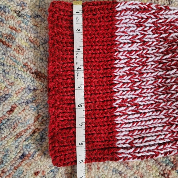 Hand Crafted unisex rib knit winter beanie hat size Adult medium to large - Picture 7 of 9